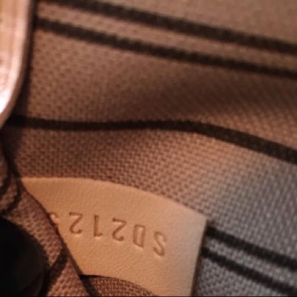 NEW Louis Vuitton monogram Neverfull GM Pochette - Picture 4 of 7